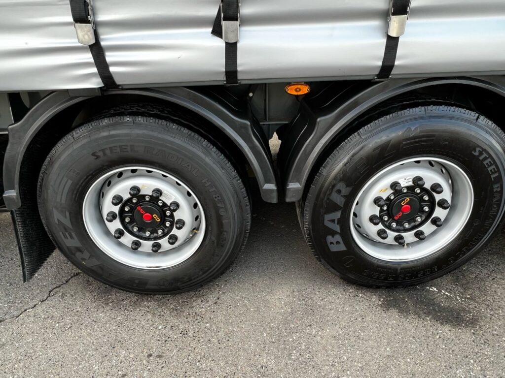 Полуприцеп шторный 13,6 м MAMMUT